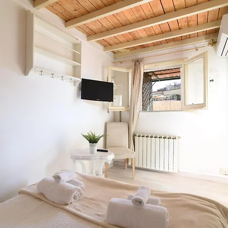 Apartamento Navona With Terrace Backpackers
