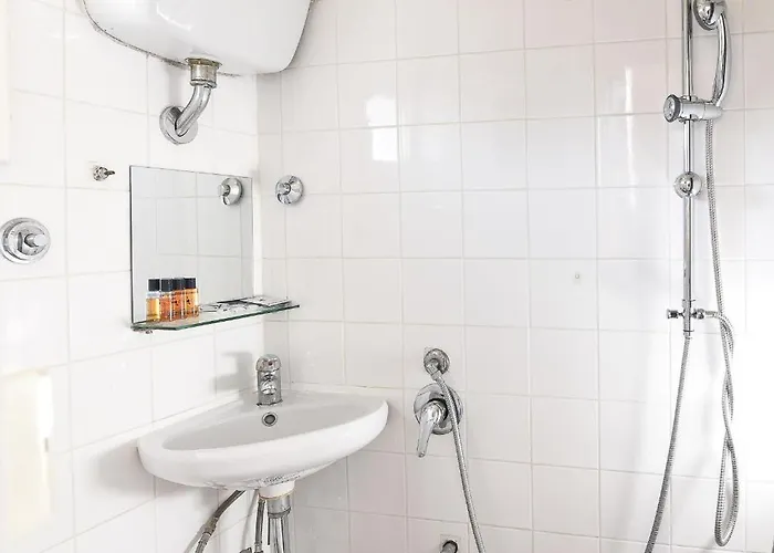 Navona With Terrace Backpackers Appartement *