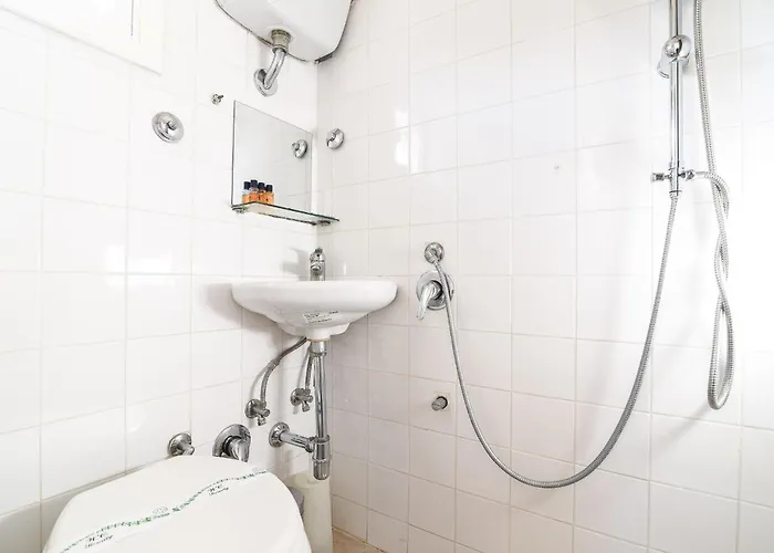 Navona With Terrace Backpackers